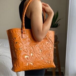 Patricia Nash Cognac Genuine Leather Tote Snap Closure Gold metallic Cutouts